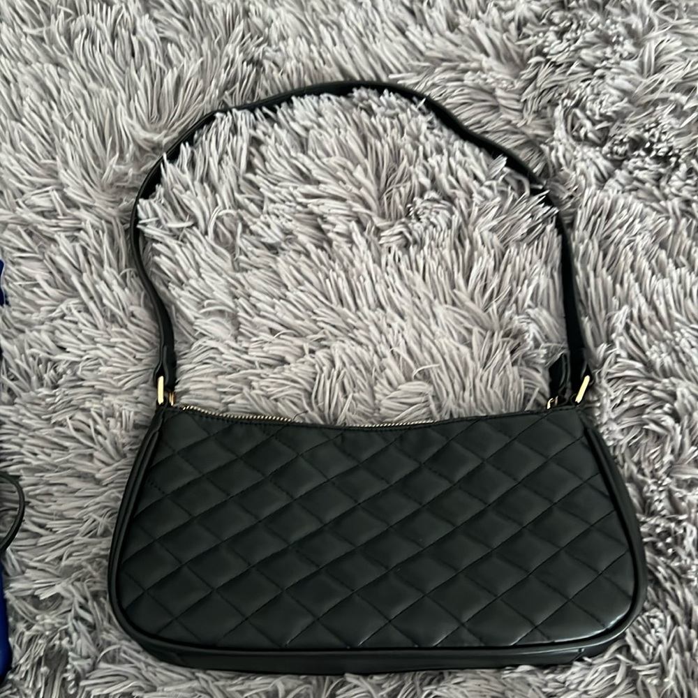 Black hand bag